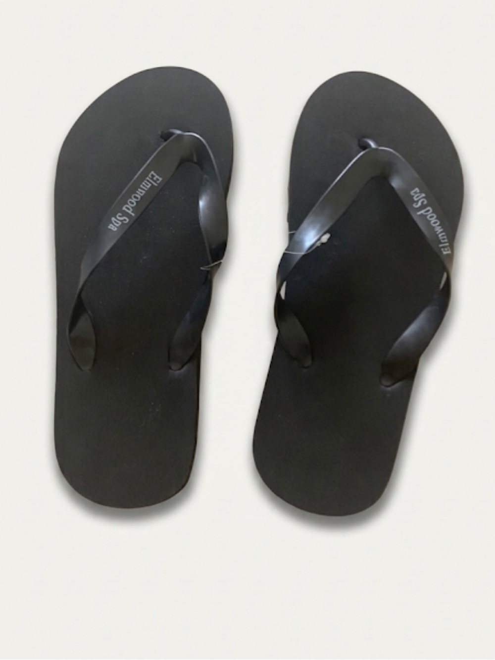 NWT Elmwood Spa flip flops